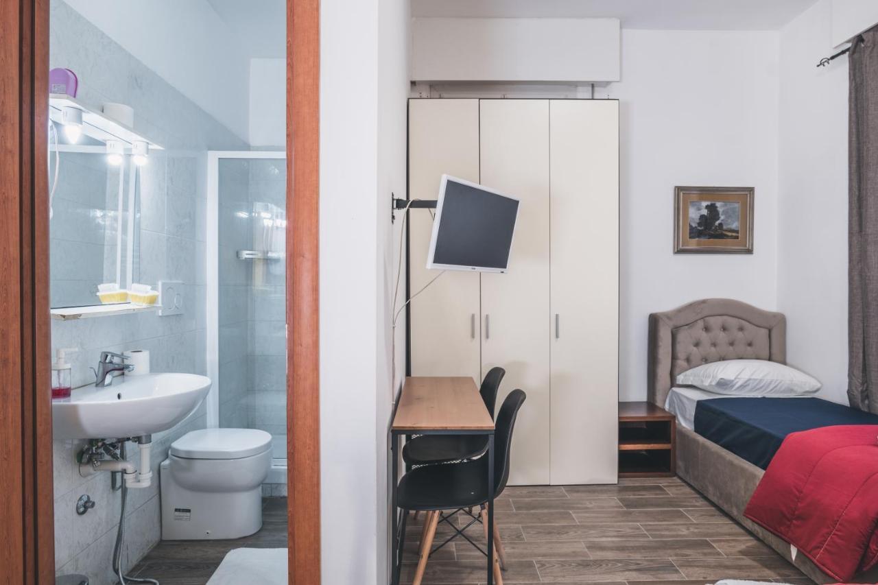Bulldog Station Apartments With Private Wc, Ac, Tv Mestre Zewnętrze zdjęcie