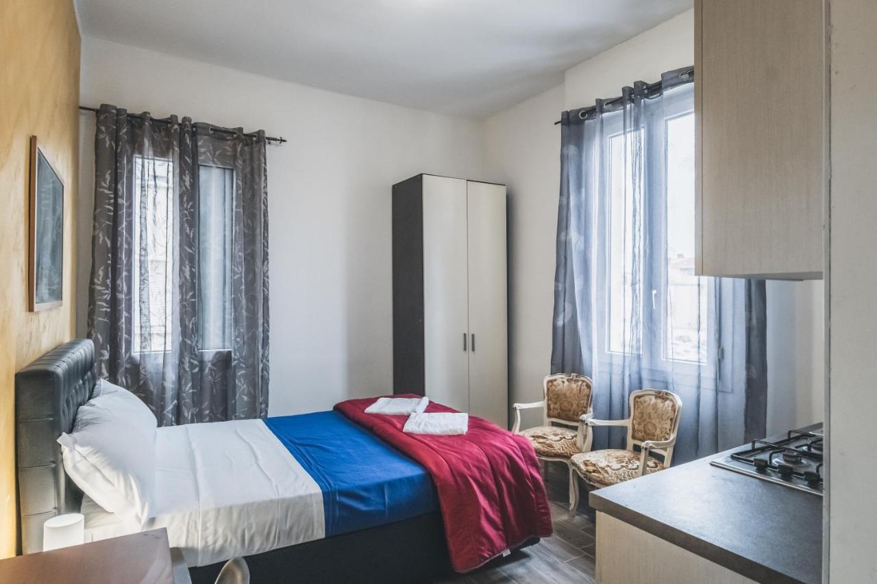Bulldog Station Apartments With Private Wc, Ac, Tv Mestre Zewnętrze zdjęcie