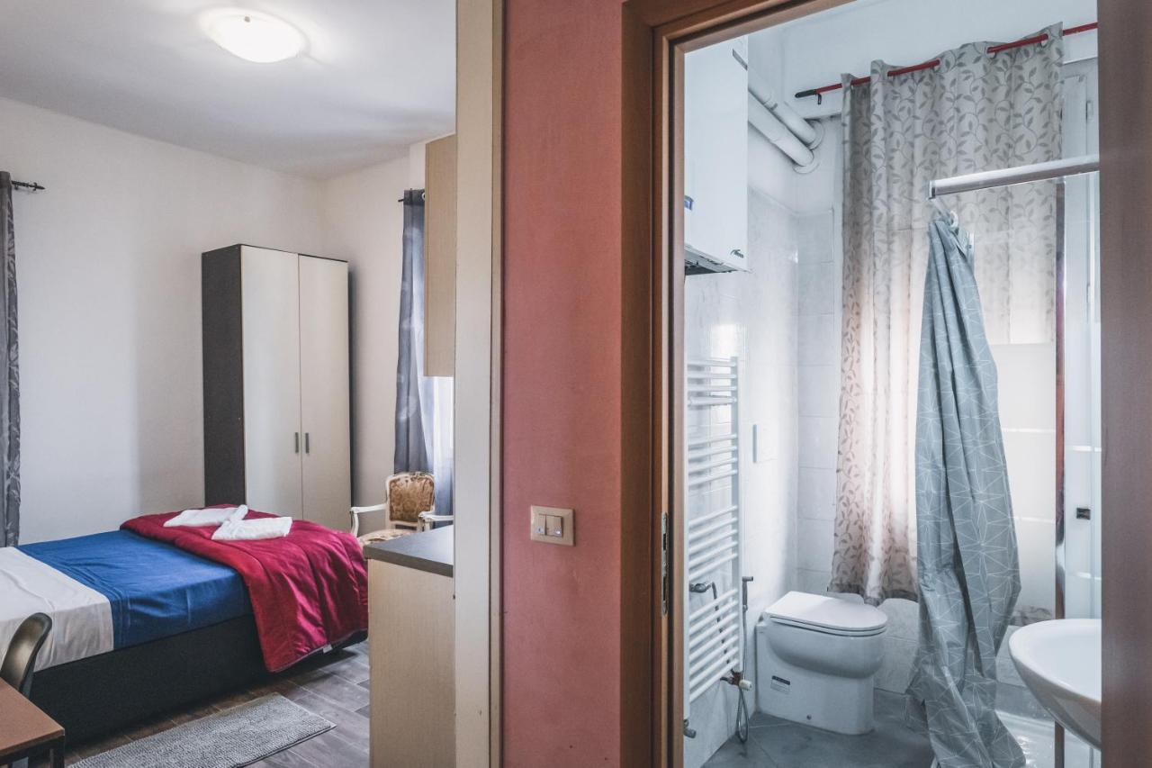 Bulldog Station Apartments With Private Wc, Ac, Tv Mestre Zewnętrze zdjęcie